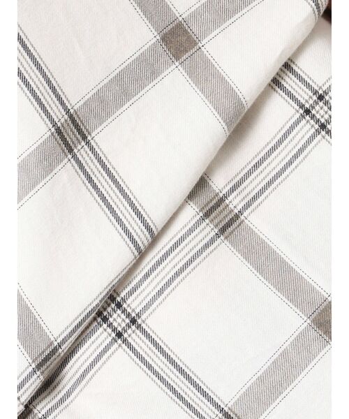 GYDA（ジェイダ）の「Trad comfort checkシャツ（シャツ/ブラウス・レディース・オフホワイト/チャコールグレー/ベージュ・FREE）」の11枚目の写真