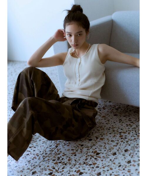 Ungrid（アングリッド）の「ミリタリーデザインパンツ（その他パンツ・レディース・その他1/アイボリー・MEDIUM/SMALL）」の10枚目の写真