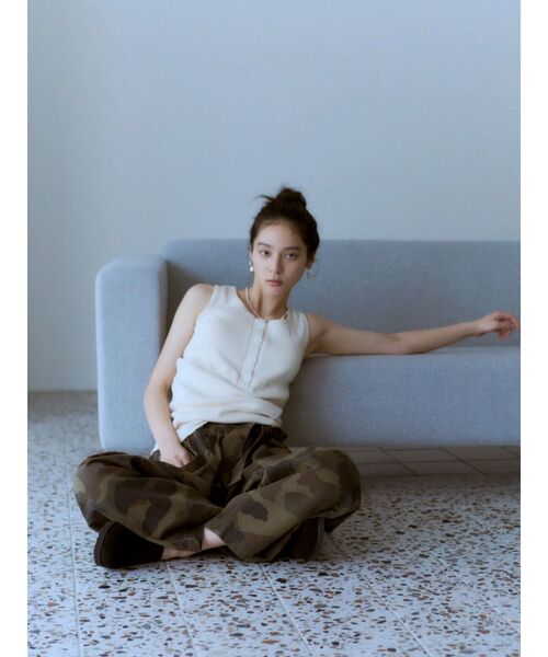 Ungrid（アングリッド）の「ミリタリーデザインパンツ（その他パンツ・レディース・その他1/アイボリー・MEDIUM/SMALL）」の11枚目の写真