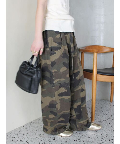 Ungrid（アングリッド）の「ミリタリーデザインパンツ（その他パンツ・レディース・その他1/アイボリー・MEDIUM/SMALL）」の17枚目の写真