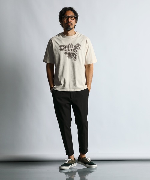 The DUFFER of ST.GEORGE（ザダファーオブセントジョージ）の「DUFFER CLASSIC TEE "DF STARS"：UKアーカイブ グラフィック Tシャツ（Tシャツ/カットソー・メンズ・アイボリー・MEDIUM/LARGE/X-LARGE）」の7枚目の写真