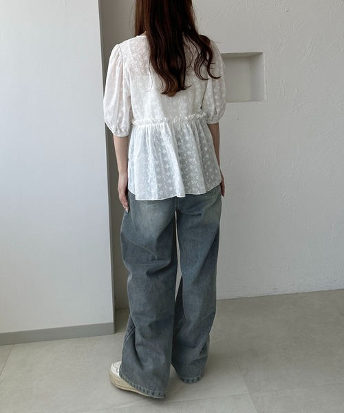 apres jour clair(アプレジュールクレア)の「【apres jour clair】リボンペプラム2WAYシアートップス(シャツ/ブラウス・レディース・オフホワイト/ブラック・フリー/X-LARGE)」の9枚目の写真