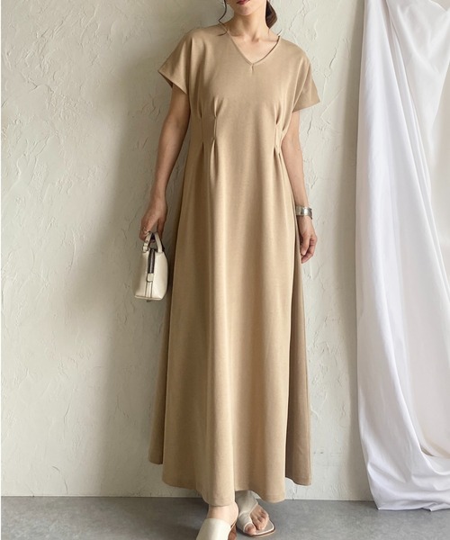 セール】半袖Vネックウエストタックロングワンピース