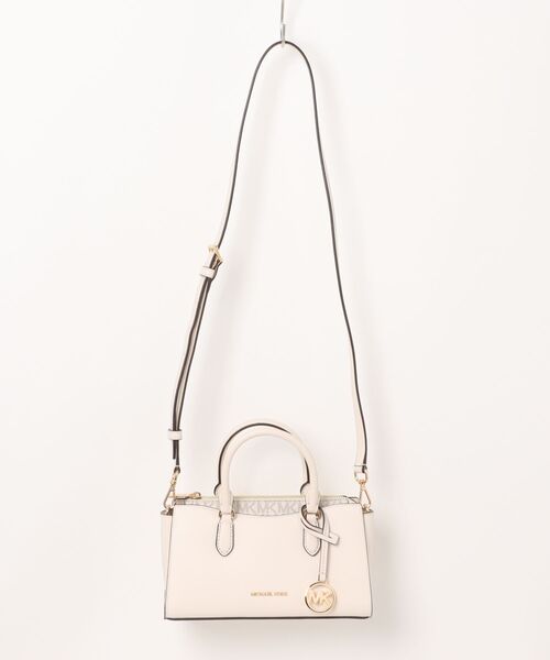 MICHAEL KORS(マイケルコース)の「ARDEN SM TZ MSGR クロスボディ(ショルダーバッグ・レディース・ベージュ系・FREE)」の1枚目の写真