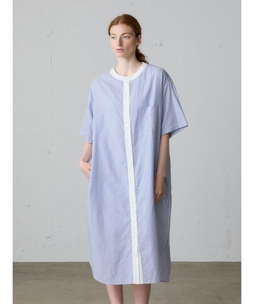 MidiUmi(ミディウミ)の「MidiUmi クレリックストライプシャツワンピース(ワンピース・レディース・ベージュ/ブラック/ライトブルー・FREE)」の11枚目の写真