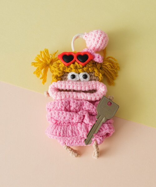 BIRTHDAY BAR(バースデイバー)の「もじゃ 毛糸のキーケース(キーケース/キーアクセサリー・レディース・ピンク系その他/ブルー/ピンク/レッド/グレー・0)」の3枚目の写真