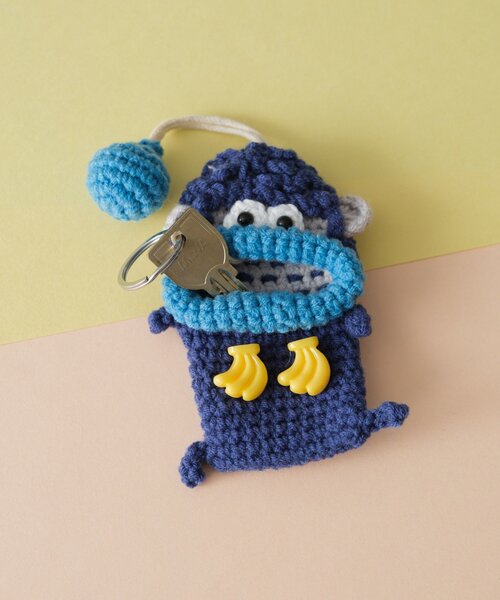 BIRTHDAY BAR(バースデイバー)の「もじゃ 毛糸のキーケース(キーケース/キーアクセサリー・レディース・ピンク系その他/ブルー/ピンク/レッド/グレー・0)」の2枚目の写真