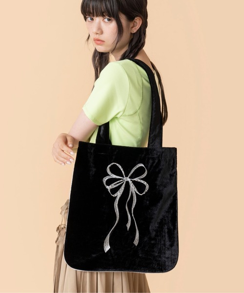 【未使用級】DIANA✨トートバッグ ラメ リボン シャギー A4 黒 Casselini(キャセリーニ)リボンエンブロイダリートート（トートバッグ