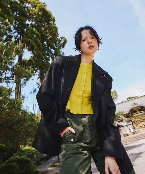OMMO(オーエムエムオー)の「BLOCKING PEPLUM KT CD(カーディガン/ボレロ・レディース・レッド/イエロー/ブラック/ブルー/カーキ・36/38)」の19枚目の写真