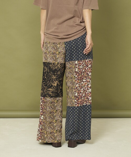 Freada（フリーダ）の「Freada/フリーダ パッチワーク イージーパンツ（その他パンツ・レディース・ダークブラウン/グリーン・ONE SIZE）」の21枚目の写真