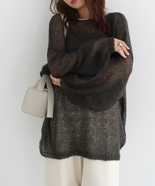 Freesia by andme(フリージアバイアンドミー)の「シアーモヘアオーバーサイズニットトップス(ニット/セーター・レディース・チャコールグレー/ピンク/キナリ/ミント・FREE)」の9枚目の写真