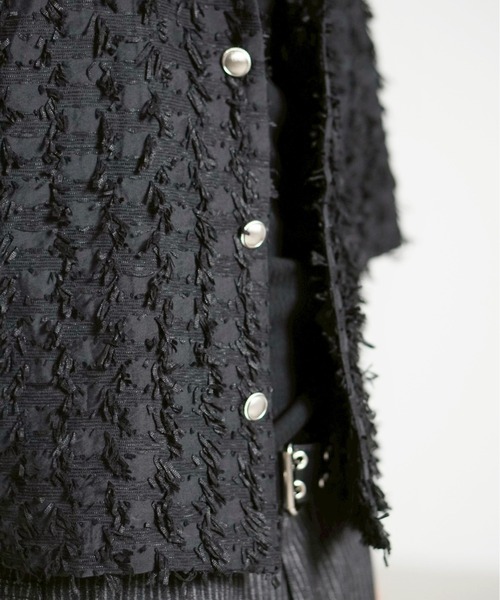 Chikashitsu +（チカシツプラス）の「【Chikashitsu +】feather touch cropped half sleeve shirt / 【チカシツプラス】フェザータッチクロップド半袖シャツ（シャツ/ブラウス・メンズ・ホワイト/ブラック・ONE SIZE）」の17枚目の写真