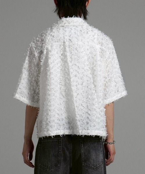 Chikashitsu +（チカシツプラス）の「【Chikashitsu +】feather touch cropped half sleeve shirt / 【チカシツプラス】フェザータッチクロップド半袖シャツ（シャツ/ブラウス・メンズ・ホワイト/ブラック・ONE SIZE）」の9枚目の写真