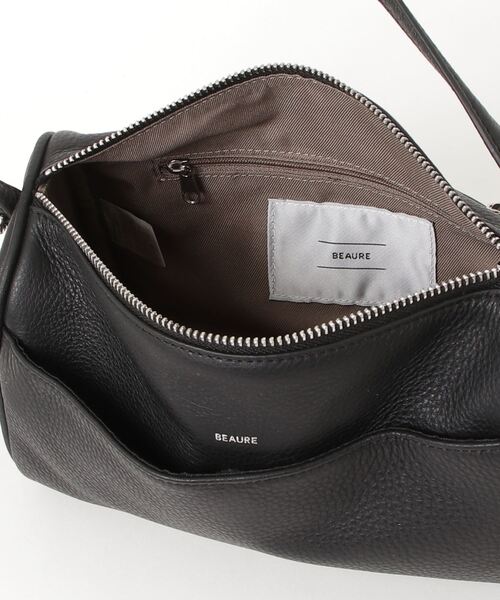 Beau're(ヴュレ)の「【BEAURE/ビュレ】Simple ボストン Bag(ボストンバッグ・レディース・イエロー/ブラウン/ブラック・FREE)」の18枚目の写真