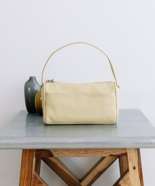 Beau're(ヴュレ)の「【BEAURE/ビュレ】Simple ボストン Bag(ボストンバッグ・レディース・イエロー/ブラウン/ブラック・FREE)」の21枚目の写真