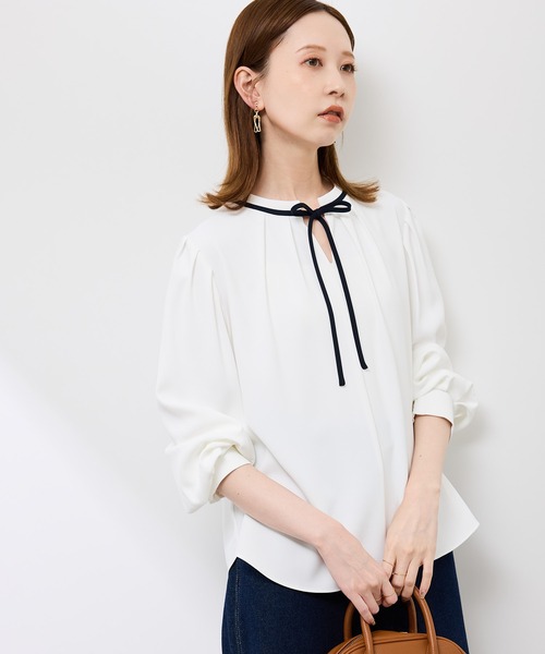 ROPE' PICNIC(ロペピクニック)の「【前後2WAY】【WEB限定カラー】配色リボンブラウス/通勤対応(シャツ/ブラウス・レディース・サックスブルー/ホワイト系その他/ベージュ系その他/ベージュ系その他2/ブルー系その他・S/M)」の9枚目の写真