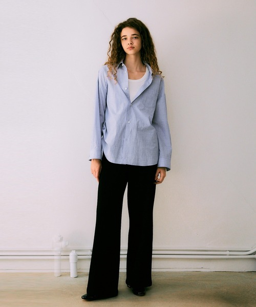 NOISE MAKER（ノイズメーカー）の「クロップド丈オーバーサイズシャツ【MADE IN JAPAN】（シャツ/ブラウス・レディース・ブルー/ネイビー・FREE）」の7枚目の写真