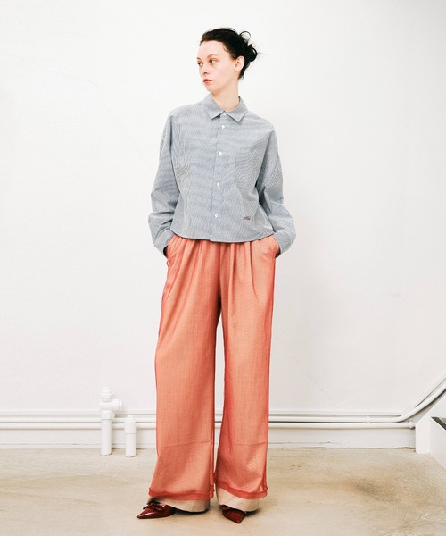 NOISE MAKER（ノイズメーカー）の「クロップド丈オーバーサイズシャツ【MADE IN JAPAN】（シャツ/ブラウス・レディース・ブルー/ネイビー・FREE）」の22枚目の写真