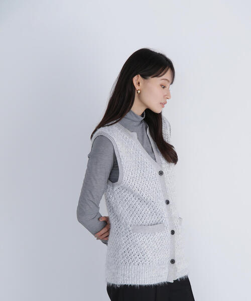 NATURAL BEAUTY BASIC（ナチュラルビューティーベーシック）の「◇【Oggi掲載】シアーカットソーシリーズ ハイネック（Tシャツ/カットソー・レディース・ピンク/イエロー/グレー/オフホワイト・FREE）」の10枚目の写真