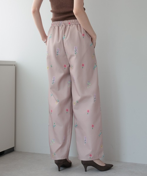 amini（アミニ）の「【2025 AW】花柄プリントパンツ（その他パンツ・レディース・ベージュ/ネイビー/ブラック・MEDIUM）」の7枚目の写真