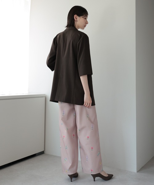 amini（アミニ）の「【2025 AW】花柄プリントパンツ（その他パンツ・レディース・ベージュ/ネイビー/ブラック・MEDIUM）」の15枚目の写真
