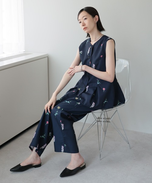 amini（アミニ）の「【2025 AW】花柄プリントパンツ（その他パンツ・レディース・ベージュ/ネイビー/ブラック・MEDIUM）」の17枚目の写真