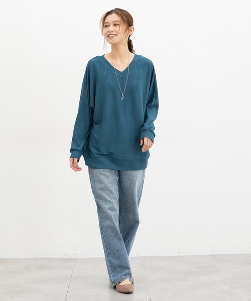 Honeys(ハニーズ)の「アクセ付ドルマントップス(Tシャツ/カットソー・レディース・イエロー/ブルーグリーン/ブラック/ボルドー/ブラウン/ベージュ/ヘザーチャコール・M/LL/L)」の11枚目の写真
