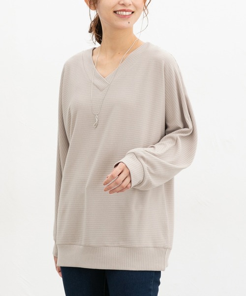 Honeys(ハニーズ)の「アクセ付ドルマントップス(Tシャツ/カットソー・レディース・イエロー/ブルーグリーン/ブラック/ボルドー/ブラウン/ベージュ/ヘザーチャコール・M/LL/L)」の22枚目の写真