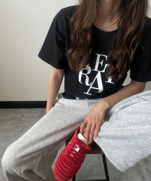deux amour(ドゥーザムール)の「CREAT Tシャツ(Tシャツ/カットソー・レディース・ワインレッド/ホワイト/チャコールグレー/ブラック・M~L)」の3枚目の写真