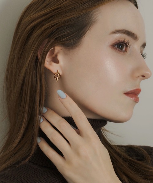 【人気】humanmade ピアス　両耳　新品未使用 PIERCE/KNOT WIRE（ピアス（両耳用））｜muku（ムク）の