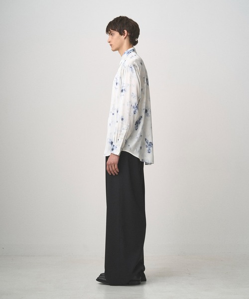 Juha（ユハ）の「FLORAL SHIRT（シャツ/ブラウス・メンズ・ブラック/ホワイト・3/4）」の8枚目の写真