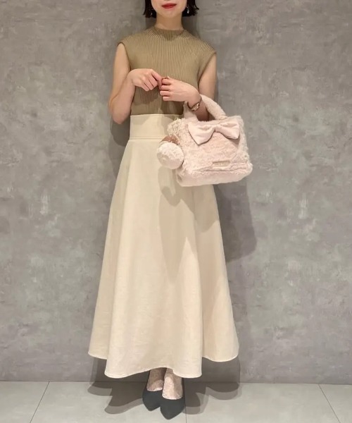 Maison de FLEUR（メゾンドフルール）の「サテンリボンファー2Wayスクエアトートバッグ（トートバッグ・レディース・オフホワイト/ピンク・FREE）」の19枚目の写真