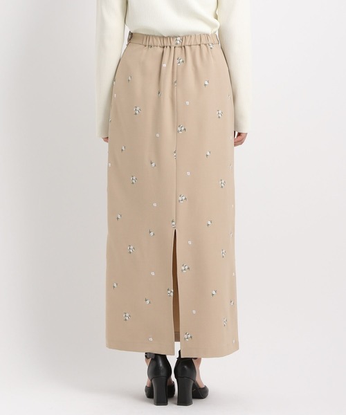 Andemiu（アンデミュウ）の「シシュウIラインスカート581946（スカート・レディース・ベージュ/ブラック・SMALL/MEDIUM）」の15枚目の写真