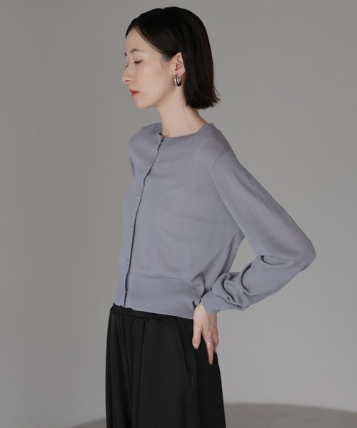 amini（アミニ）の「UVカット接触冷感シアーカーディガン（カーディガン/ボレロ・レディース・ネイビー/ホワイト/レッド/ブラック/グレー・MEDIUM）」の10枚目の写真