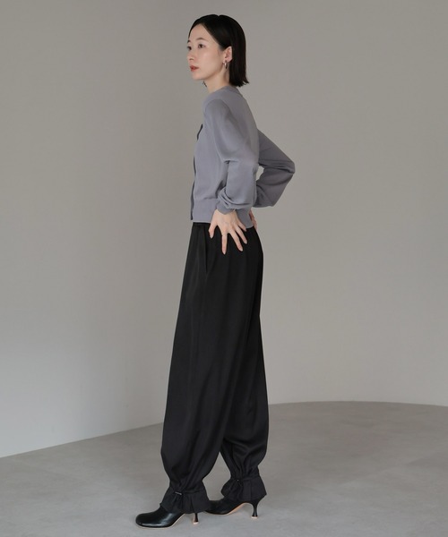 amini（アミニ）の「UVカット接触冷感シアーカーディガン（カーディガン/ボレロ・レディース・ネイビー/ホワイト/レッド/ブラック/グレー・MEDIUM）」の16枚目の写真