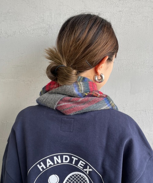 DANTON（ダントン）の「[DANTON/ダントン] カシミヤ混ウールマフラー（マフラー・レディース・チャコールグレー/グレー系/レッド/ベージュ系/ベージュ・ONE SIZE）」の15枚目の写真