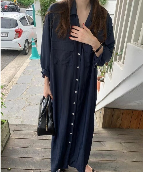 FREE STYLISTS(フリー スタイリスト)の「YUGA_YGMC Long-sleeved shirt dress(ワンピース・レディース・オフホワイト/ネイビー/カーキ・FREE)」の3枚目の写真