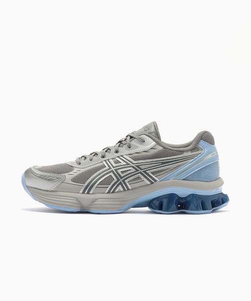 ASICS(アシックス)の「ASICS / アシックス GEL-KINETIC FLUENT / 1203A591(スニーカー・メンズ・ホワイト/チャコールグレー/グレー・28cm/27.5cm/27cm/26.5cm/26cm)」の4枚目の写真