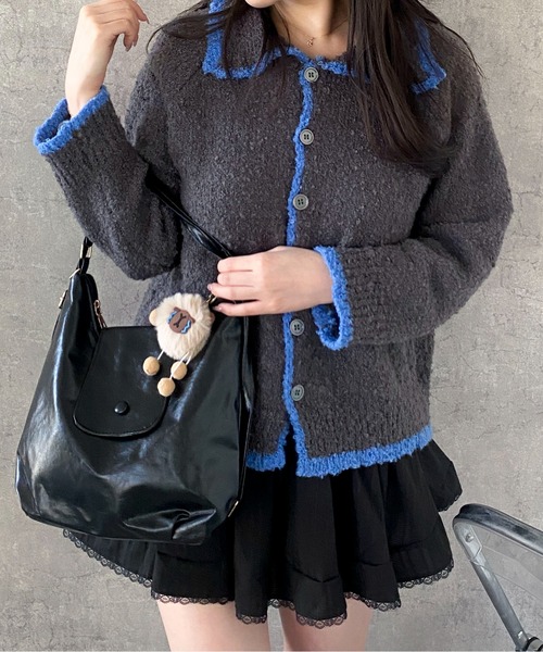 Mejoul(メジュール)の「襟付き配色パイピングボアカーディガン(カーディガン/ボレロ・レディース・グレー/ホワイト/ブラウン・F)」の17枚目の写真