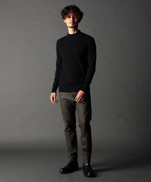 NICOLE CLUB FOR MEN（ニコルクラブフォーメン）の「12G リブハイネックニット（ニット/セーター・メンズ・チャコール/ターコイズブルー/オフホワイト/ブラック・MEDIUM/X-LARGE/LARGE）」の5枚目の写真