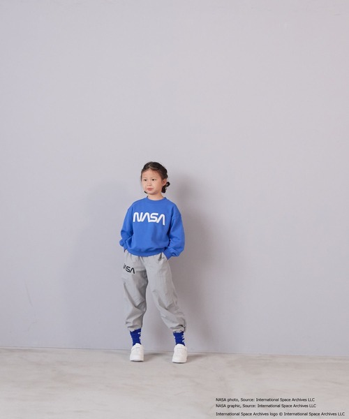 LOWRYS FARM（ローリーズファーム）の「ＮＡＳＡナイロンパンツ　593052（その他パンツ・キッズ・ブラック/オフホワイト/グレー・150cm/140cm/130cm/120cm/110cm）」の15枚目の写真