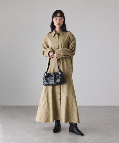 ADAM ET ROPE'（アダムエロペ）の「フレアーシャツワンピース（シャツワンピース・レディース・ベージュ系その他/サックスブルー・FREE）」の3枚目の写真