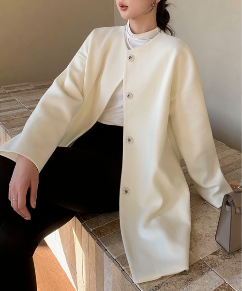 Maison Calme(メゾンカルム)の「ふんわりシルエットノーカラーライトメルトンミドル丈コート スナップボタン(ノーカラーコート・レディース・ブラウン/ブラック/アイボリー・M/L)」の2枚目の写真
