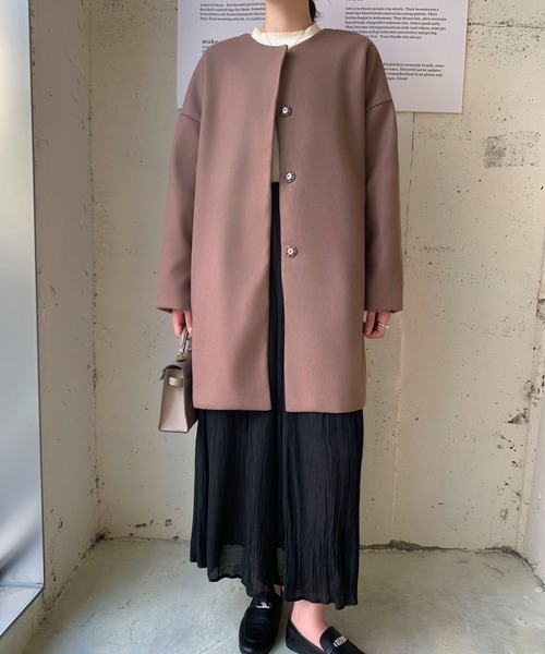 Maison Calme(メゾンカルム)の「ふんわりシルエットノーカラーライトメルトンミドル丈コート スナップボタン(ノーカラーコート・レディース・ブラウン/ブラック/アイボリー・M/L)」の21枚目の写真