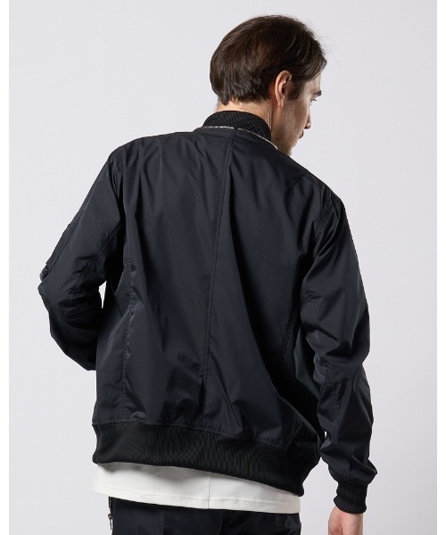 wjk（ダヴルジェイケイ）の「neck zip blouson（ブルゾン・メンズ・ブラック/カーキ/ブラック系その他・SMALL/MEDIUM/LARGE/X-LARGE）」の9枚目の写真