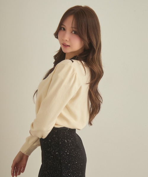 TITTY&CO.（ティティーアンドコー）の「バイカラー襟ニット（ニット/セーター・レディース・アイボリー/チャコールグレー/ネイビー・FREE）」の5枚目の写真