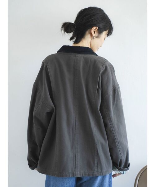 Dickies（ディッキーズ）の「Dickies別注 バイカラーブルゾン（ブルゾン・レディース・チャコールグレー/ベージュ・FREE）」の3枚目の写真