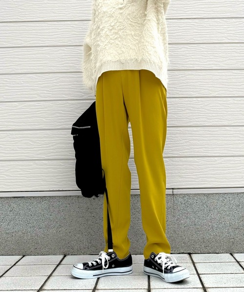 Q（キュー）の「ストレッチツイルテーパードパンツ（その他パンツ・レディース・ブラック/ベージュ/マスタード・MEDIUM）」の3枚目の写真