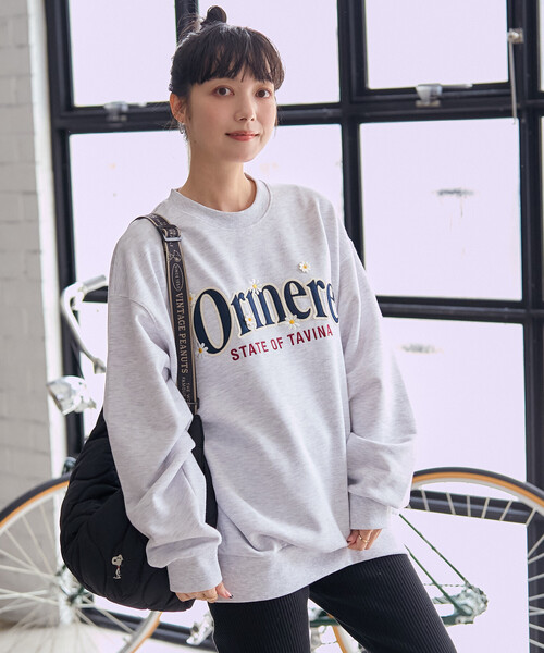 セール】ビッグ ロゴデイジー刺繍 スウェット/オーバーサイズ