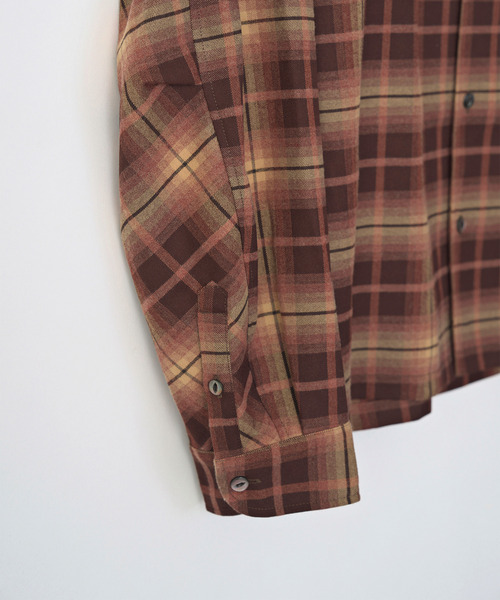 VICTIM（ヴィクティム）の「VICTIM ヴィクティム / OPEN COLLAR CHECK SHIRT オープンカラーチェックシャツ / VTM-25-S-101（シャツ/ブラウス・メンズ・ブラック/ブラウン・1/2）」の10枚目の写真